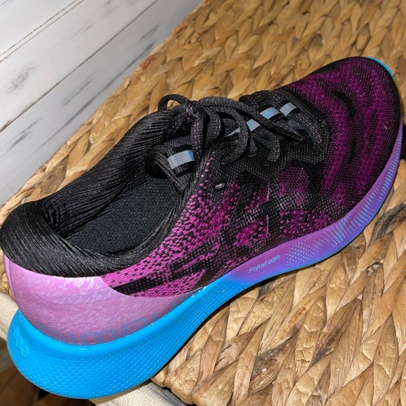 ASIC Gel-Nimbus Lite 2 Running Shoes - Picture 4 of 7